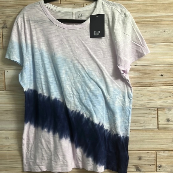 GAP Tops - Tie Die GAP Tee